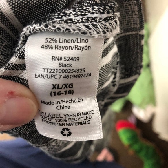 Time & Tru XL Sleeveless Linen Blend Lagen Tank Top White & Grey Stripes w/Pocke - Picture 6 of 6